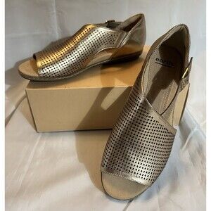 Earth Camellia Ballston Women’s Gold Sandals Argon Leather US Shoe Size 10